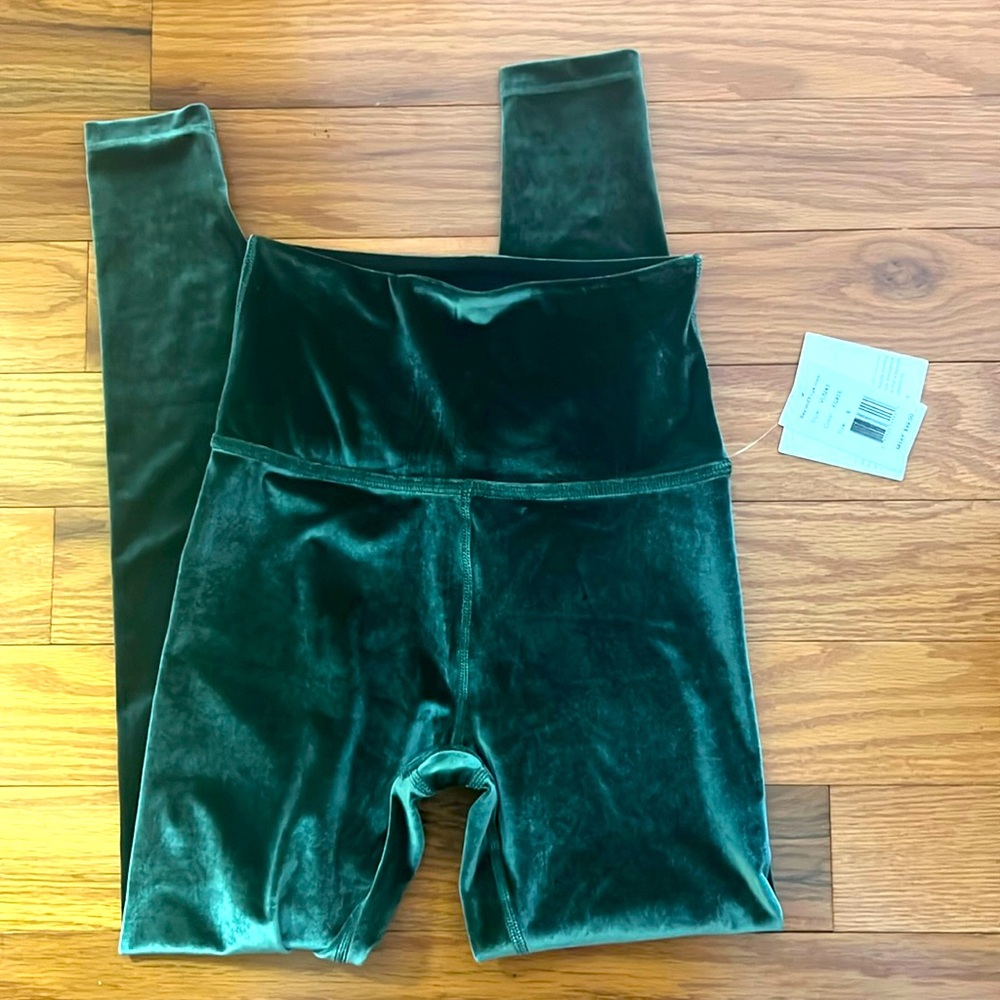Beyond Yoga Velour Leggings NWT